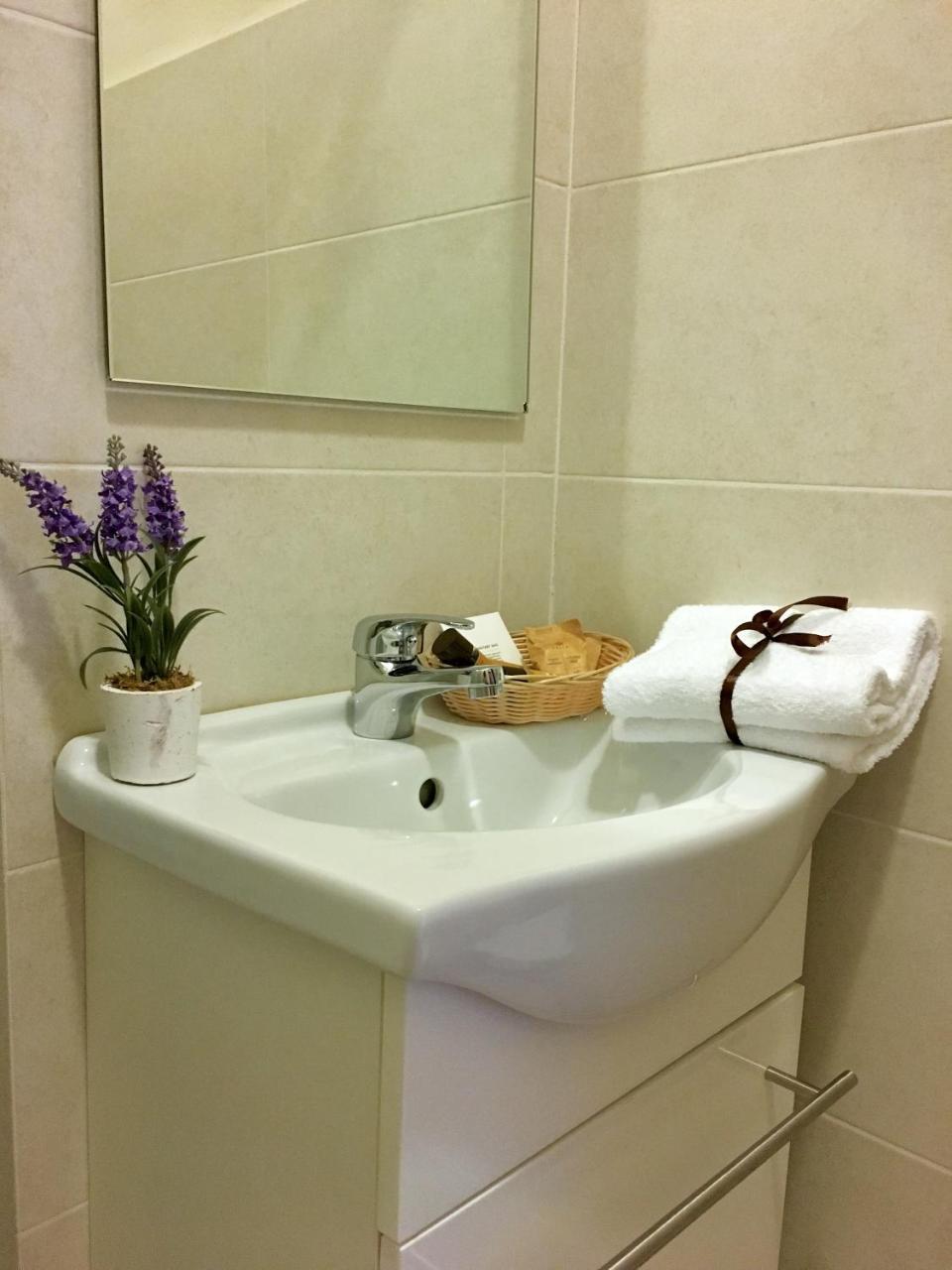 I Cipressi Del Poggio B&B Флоренция Экстерьер фото